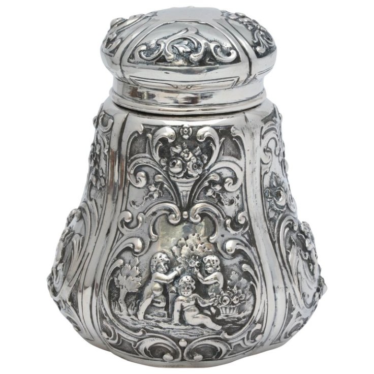 3465346754786597690879696589